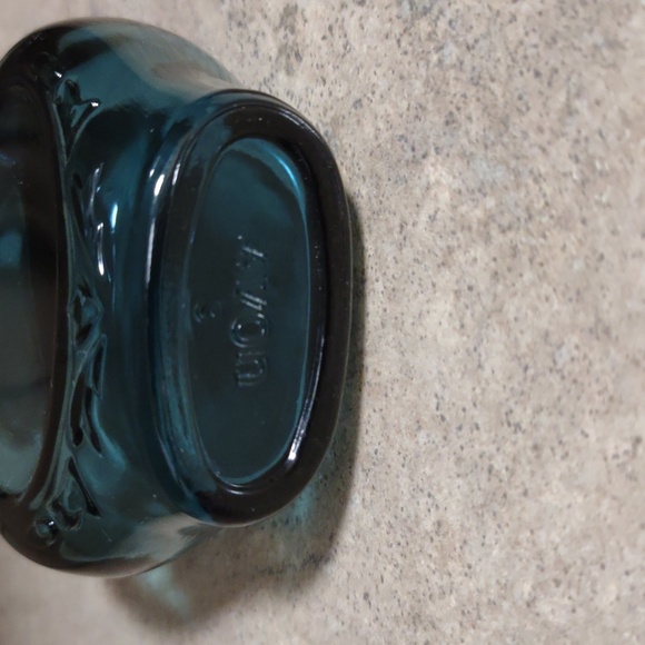 Avon collectable - Picture 2 of 2